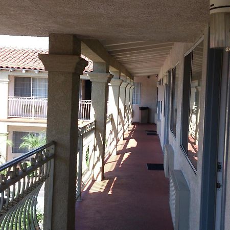 Santa Ana Travel Inn Exterior photo