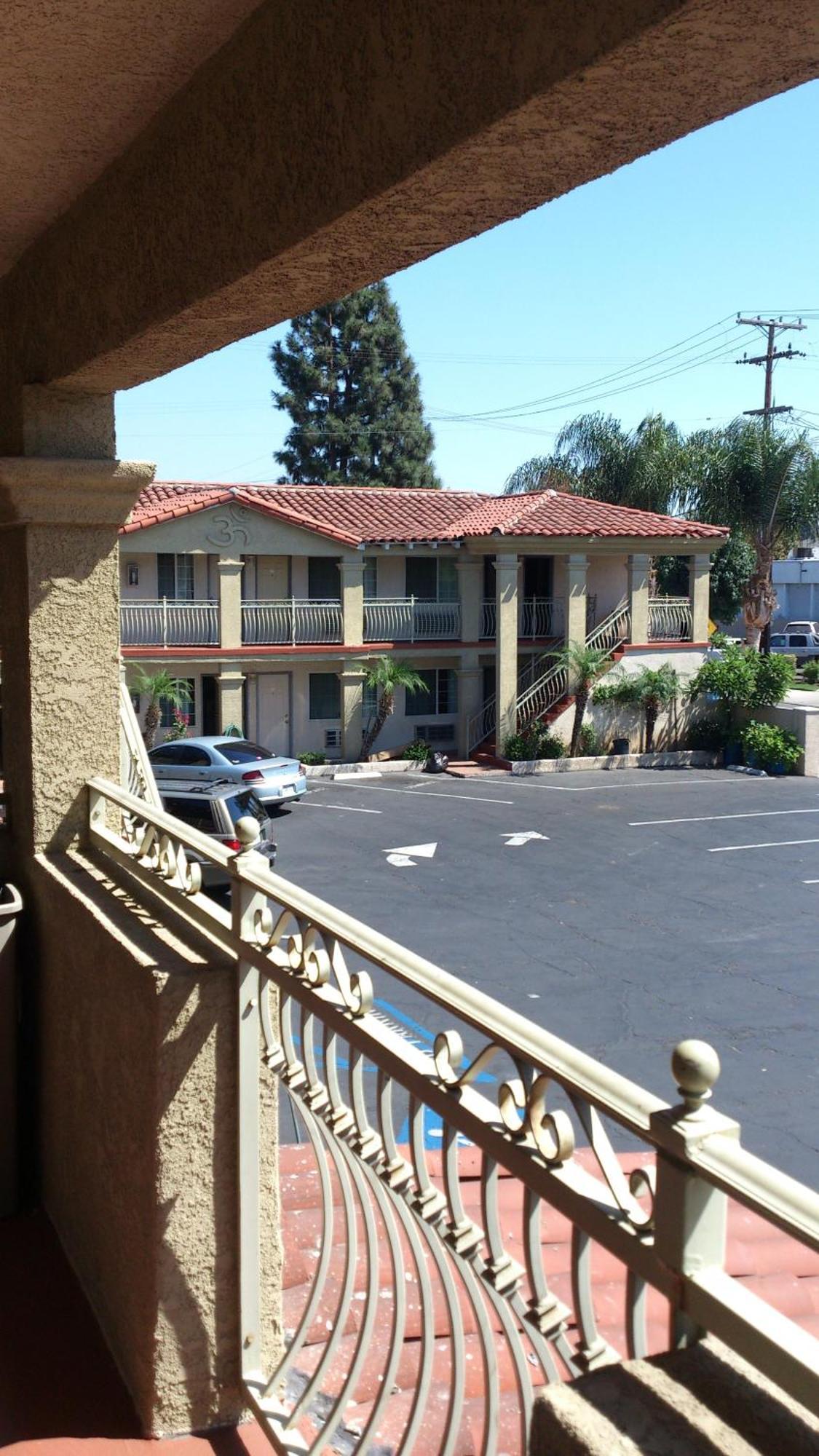 Santa Ana Travel Inn Exterior photo